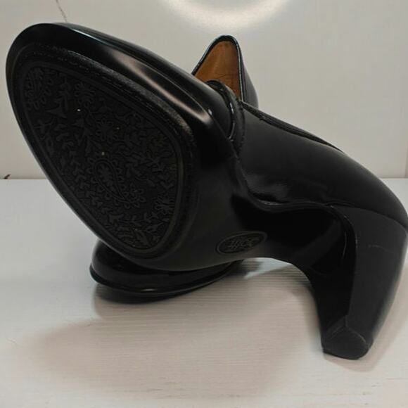 Black patent leather Mary Jane pumps by sofft sz 8w - Picture 6 of 8